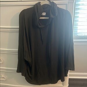 Lou & grey sweatshirt like soft and light hoodie.